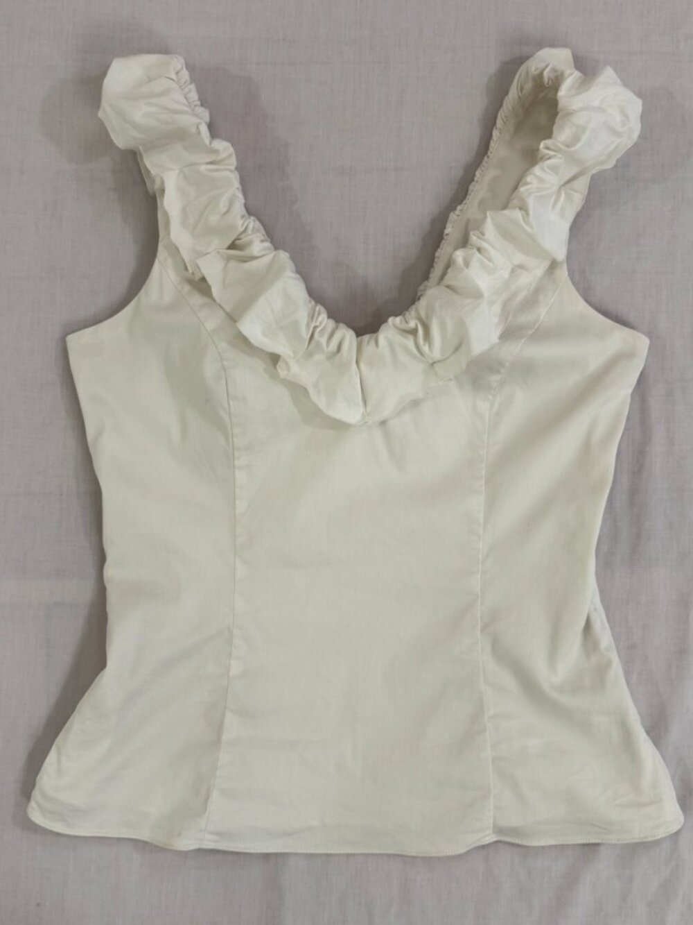 White House Black Market White Ruffle Sleeveless Blouse Top Women's Size 6 Girly - Picture 6 of 13